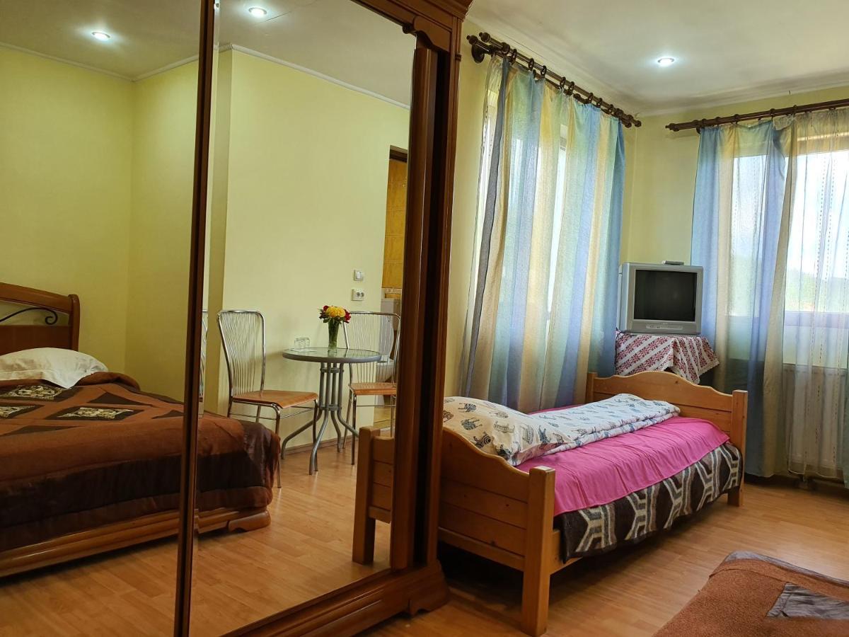 Apartmán Casa Carpati Zărneşti Exteriér fotografie